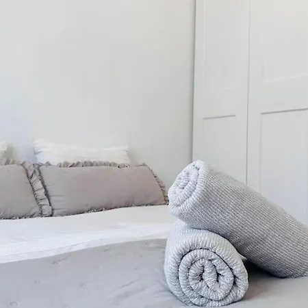 شقة Urban Cozy Newly Renovated سبليت